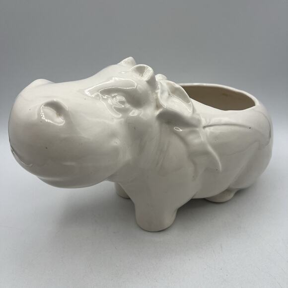 Large Vintage White Hippo Planter 70s Whittier Potteries 122 Los Angelos CA 1975 - Picture 1 of 9